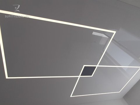 Sufit napinany biały połysk z liniami LED w sypialni