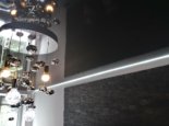 Sufit z żyrandolem i taśmą LED