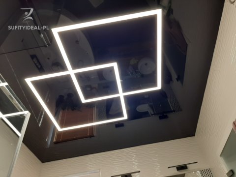Sufit napinany czarny połysk w łazience